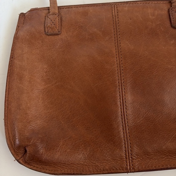 Fossil brown leather purse crossbody thin strap w zipper wallet compartment - Picture 5 of 16